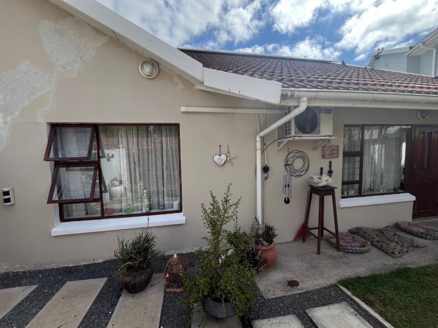 3 Bedroom Property for Sale in Beacon Bay Eastern Cape
